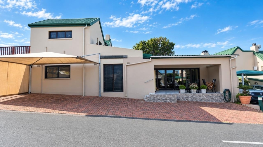 3 Bedroom Property for Sale in Twee Kuilen Western Cape